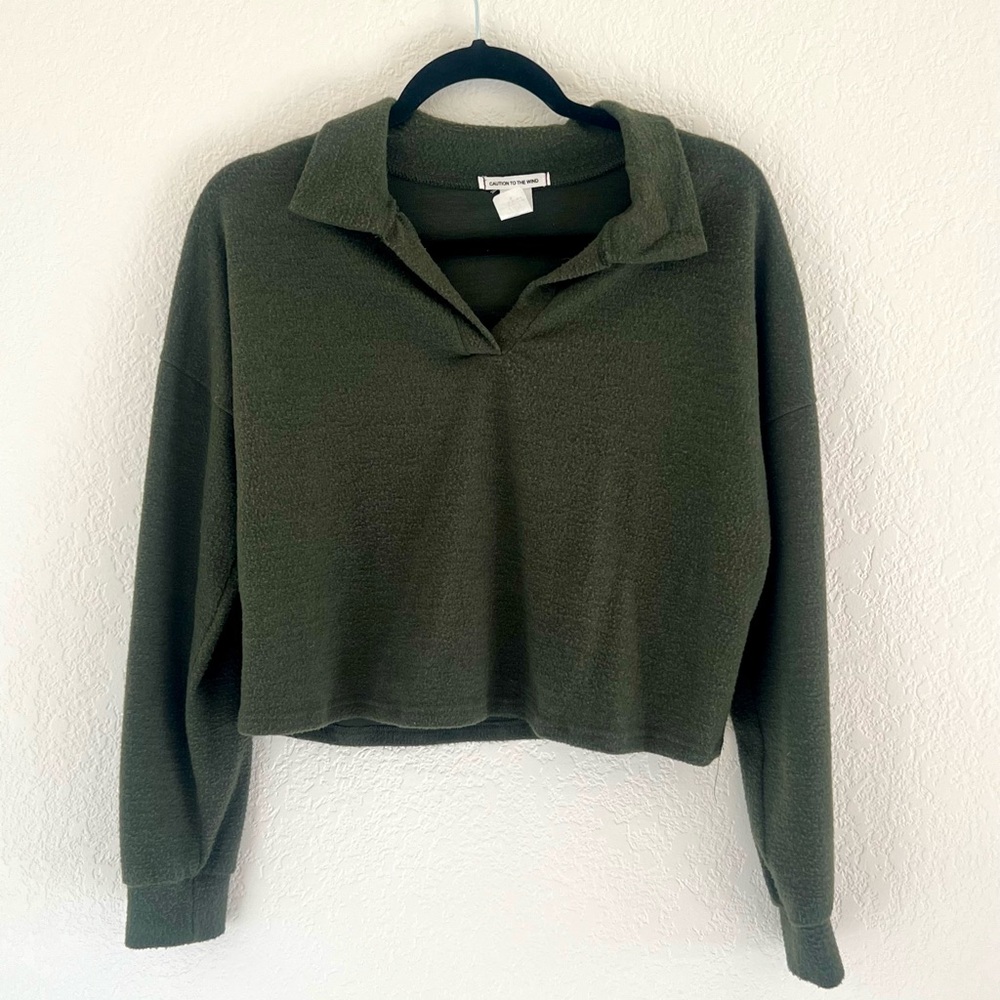 Cropped Long Sleeve Top